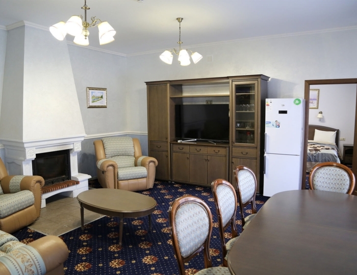 «ДеЛюкс» 4-местный 3-комнатный, Корпус «Сочи» - Санаторий «Елочки Минфина РФ» Домодедово