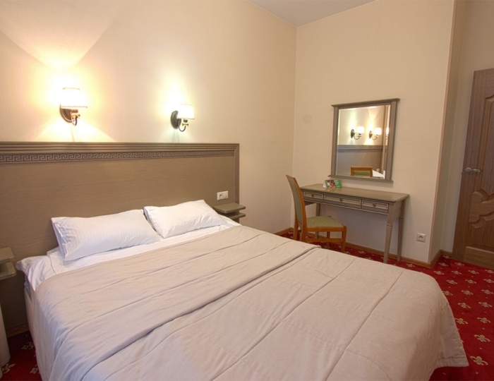 «Люкс» 2-местный 2-комнатный, Корпус «Севастополь» - Санаторий «Елочки Минфина РФ» Домодедово