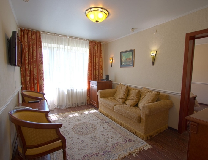 «Люкс» 2-местный 2-комнатный, Корпус «Санкт-Петербург» - Санаторий «Елочки Минфина РФ» Домодедово