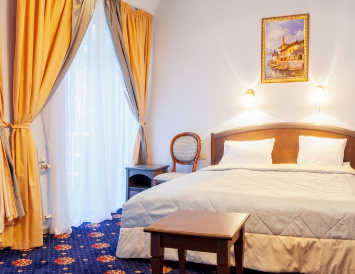 «ДеЛюкс» 4-местный 3-комнатный, Корпус «Сочи» - Санаторий «Елочки Минфина РФ» Домодедово